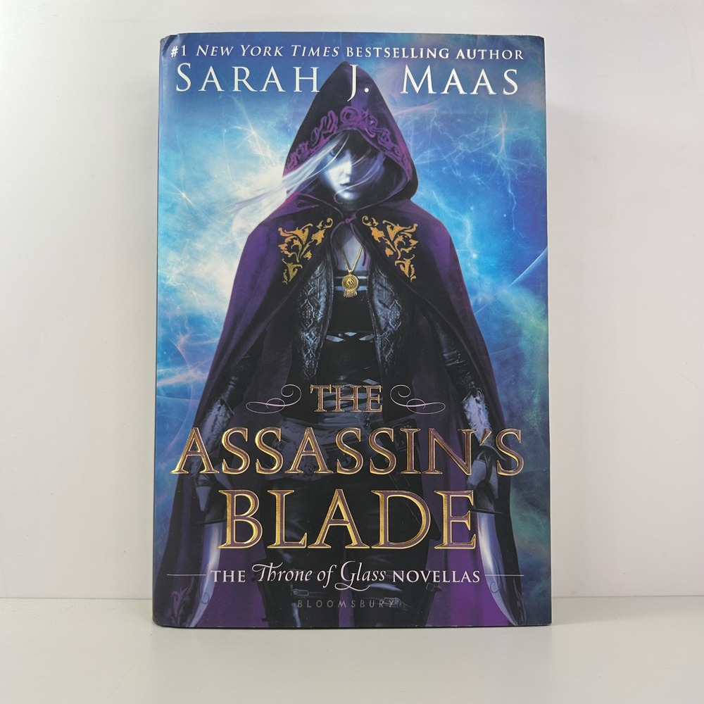 The Assassin's Blade Hardcover by Sarah J. Maas Throne of Glass